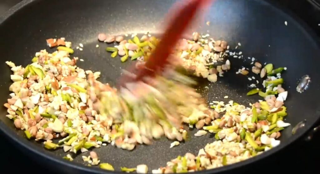 Gujiya Baklava Recipe