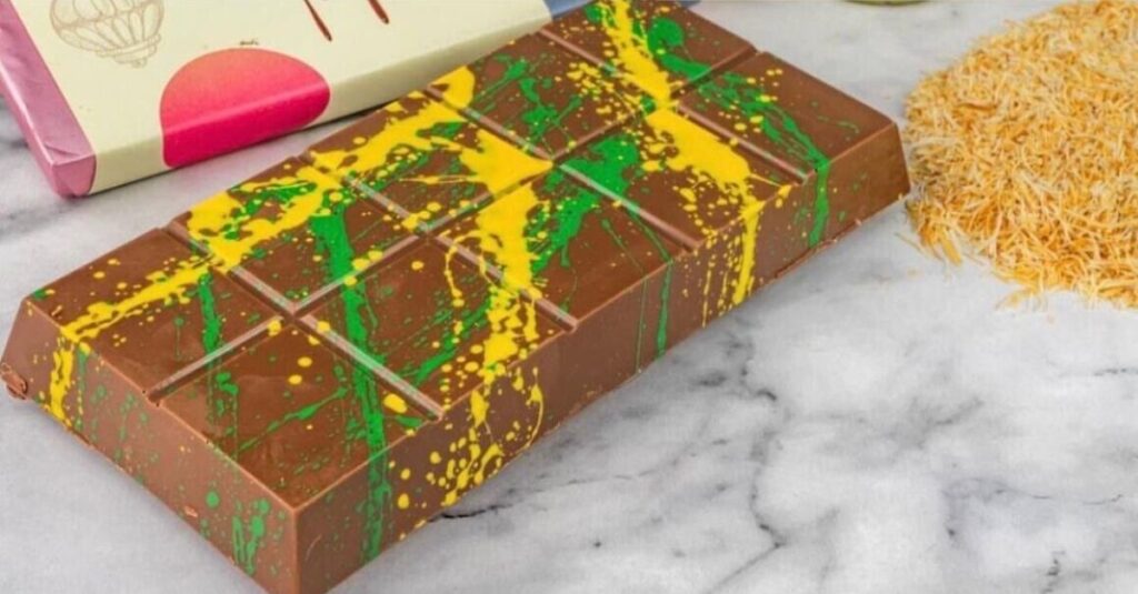 What Does Dubai Chocolate Taste Like